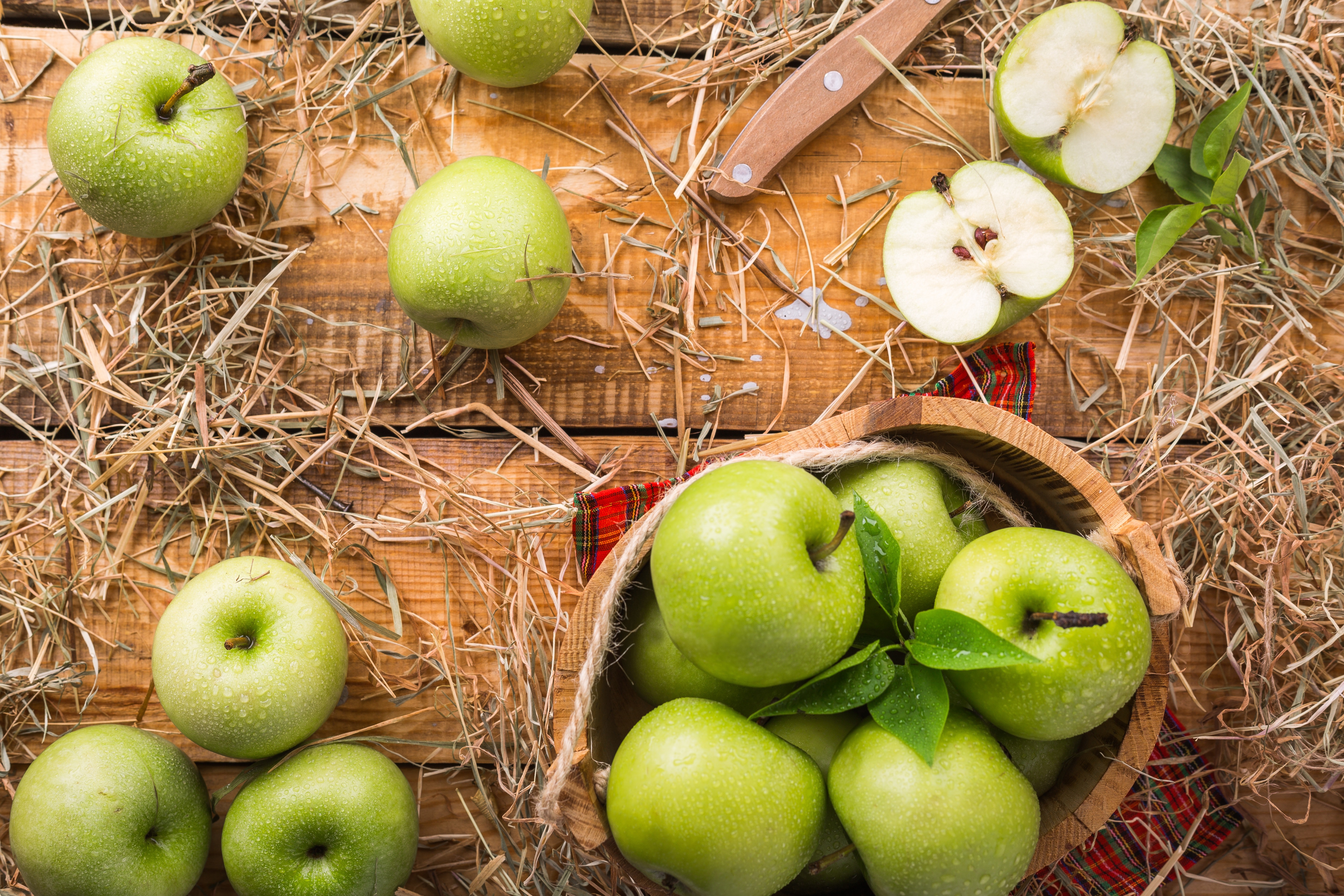 Apple Recipes Perfect For Fall Camping